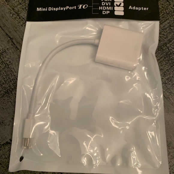 Mini DisplayPort to DVI Adapter, NWT - Picture 2 of 5